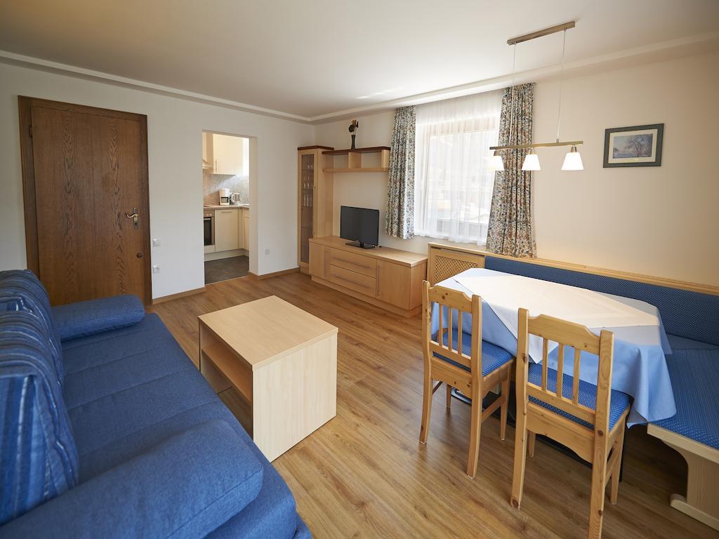 Haus Lanner Apartman Altenmarkt im Pongau Szoba fotó
